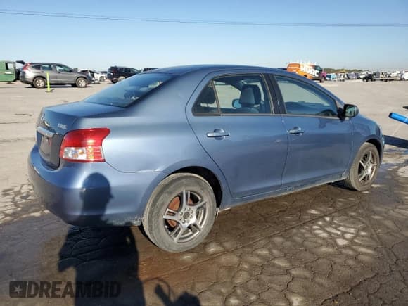 ✅ 2009 Toyota Yaris • VIN: JTDBT903791314427 • Lot: 85681395. Listed on Copart with 191,015 mi. Free auction sales archive from the USA and detailed vehicle history report at DreamBid. Image 3.