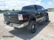 ✅ 2005 Ford F-150 XLT • VIN: 1FTRW12W65FA60527 • Lot: 42674080. Wystawiony na IAAI z przebiegiem 203 795 mil. Bezpłatny archiwum sprzedaży aukcyjnych z USA i szczegółowy raport historii pojazdu na DreamBid. Zdjęcie 4.