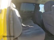 ✅ 2004 Chevrolet Silverado 2500HD LS • VIN: 1GCHK23U14F190207 • Lot: 81964065. Wystawiony na Copart z przebiegiem 150 202 mil. Bezpłatny archiwum sprzedaży aukcyjnych z USA i szczegółowy raport historii pojazdu na DreamBid. Zdjęcie 10.