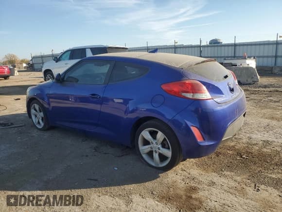 ✅ 2012 Hyundai Veloster w/Red Int • VIN: KMHTC6AD6CU042092 • Lot: 73197654. Wystawiony na Copart z przebiegiem 121 124 mil. Bezpłatny archiwum sprzedaży aukcyjnych z USA i szczegółowy raport historii pojazdu na DreamBid. Zdjęcie 2.