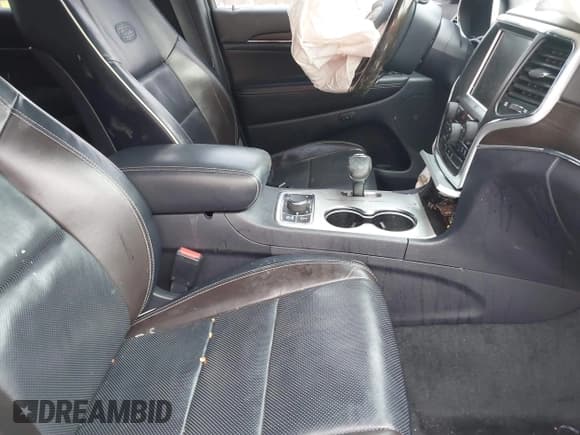 ✅ 2015 Jeep Grand Cherokee Overland • VIN: 1C4RJFCG7FC754178 • Lot: 41554947. Listed on IAAI with 164,413 mi. Free auction sales archive from the USA and detailed vehicle history report at DreamBid. Image 5.