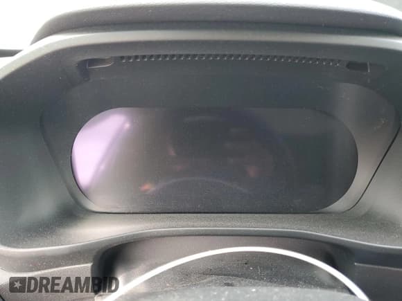 ✅ 2023 Volvo C40 Plus • VIN: YV4ED3GLXP2032851 • Лот: 66101145. Опубликован ранее на Copart с пробегом Не указан. Бесплатный доступ к архиву аукционных продаж из США и подробный отчёт об истории автомобиля на DreamBid. Изображение 9.