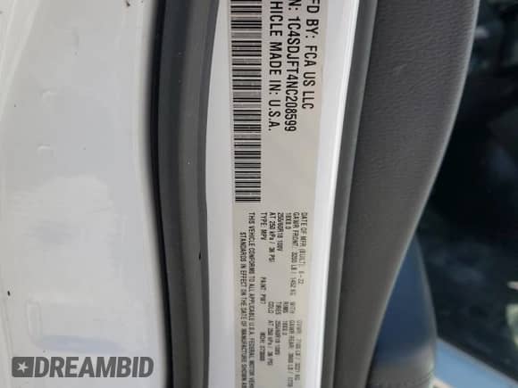 2022 Dodge Durango Pursuit z VIN 1C4SDJFT4NC208599, wystawiony jako Copart lot #49800835 z przebiegiem 50 912 mil mil oraz Nie do naprawy • Non repairable. Historia ofert i sprzedaży dostępna na DreamBid. Obrazek 13.