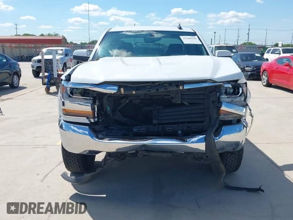✅ 2019 Chevrolet Silverado 1500 LT • VIN: 2GCVKPEC2K1108705 • Lot: 42206544. Wystawiony na IAAI z przebiegiem 84 871 mil. Bezpłatny archiwum sprzedaży aukcyjnych z USA i szczegółowy raport historii pojazdu na DreamBid. Zdjęcie 13.