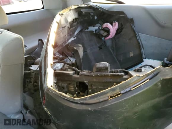 ✅ 2020 GMC Acadia SLE • VIN: 1GKKNRL45LZ174714 • Lot: 80273514. Listed on Copart with 124,065 mi. Free auction sales archive from the USA and detailed vehicle history report at DreamBid. Image 13.