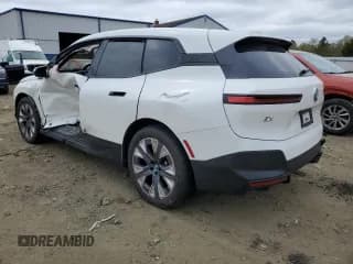 ✅ 2024 BMW iX xDrive50 • VIN: WB523CF00RCP42785 • Лот: 51465784. Опубликован ранее на Copart с пробегом Не указан. Бесплатный доступ к архиву аукционных продаж из США и подробный отчёт об истории автомобиля на DreamBid. Изображение 2.