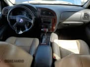 ✅ 2005 Saab 9-7X Linear • VIN: 5S3ET13S452801505 • Lot: 56483595. Wystawiony na Copart z przebiegiem 77 657 mil. Bezpłatny archiwum sprzedaży aukcyjnych z USA i szczegółowy raport historii pojazdu na DreamBid. Zdjęcie 8.