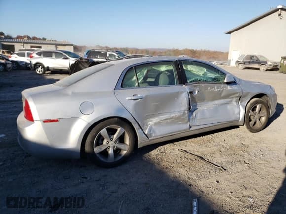 ✅ 2011 Chevrolet Malibu 1LT • VIN: 1G1ZC5E14BF398092 • Lot: 77444294. Listed on Copart with 123,021 mi. Free auction sales archive from the USA and detailed vehicle history report at DreamBid. Image 3.