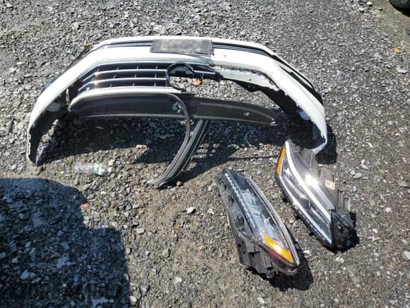 ✅ 2016 Volkswagen Passat S • VIN: 1VWAT7A37GC057489 • Lot: 59272195. Wystawiony na Copart z przebiegiem 132 725 mil. Bezpłatny archiwum sprzedaży aukcyjnych z USA i szczegółowy raport historii pojazdu na DreamBid. Zdjęcie 12.