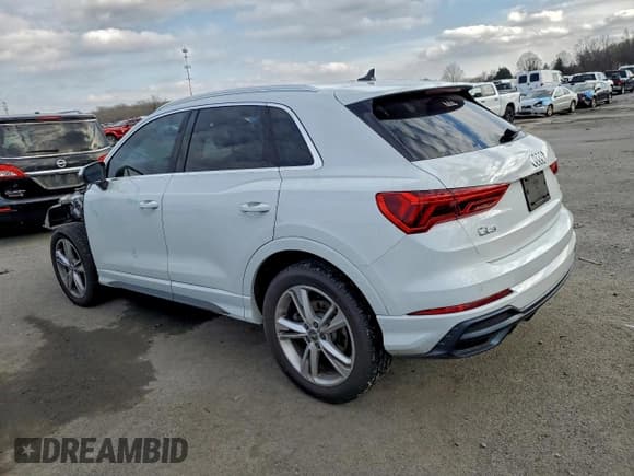 ✅ 2020 Audi Q3 S line Premium • VIN: WA1DECF35L1054165 • Lot: 95489755. Wystawiony na Copart z przebiegiem 49 966 mil. Bezpłatny archiwum sprzedaży aukcyjnych z USA i szczegółowy raport historii pojazdu na DreamBid. Zdjęcie 2.