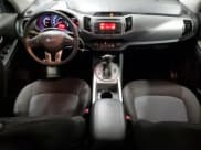 ✅ 2016 Kia Sportage LX • VIN: KNDPBCAC8G7841505 • Lot: 91967265. Wystawiony na Copart z przebiegiem 93 834 mil. Bezpłatny archiwum sprzedaży aukcyjnych z USA i szczegółowy raport historii pojazdu na DreamBid. Zdjęcie 8.