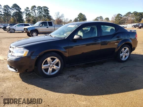 ✅ 2008 Dodge Avenger SXT • VIN: 1B3LC56RX8N625870 • Лот: 85809624. Опубликован ранее на Copart с пробегом 103 571 миль. Бесплатный доступ к архиву аукционных продаж из США и подробный отчёт об истории автомобиля на DreamBid. Изображение 1.