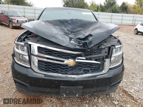 ✅ 2017 Chevrolet Suburban LS • VIN: 1GNSCGKC9HR303180 • Lot: 89866835. Listed on Copart with 217,524 mi. Free auction sales archive from the USA and detailed vehicle history report at DreamBid. Image 5.