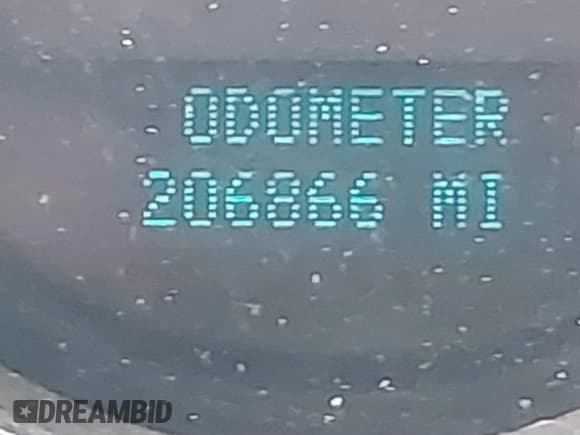 ✅ 2011 Chevrolet Silverado 2500HD Work Truck • VIN: 1GC0CVCG1BF221541 • Lot: 41500957. Wystawiony na IAAI z przebiegiem 206 866 mil. Bezpłatny archiwum sprzedaży aukcyjnych z USA i szczegółowy raport historii pojazdu na DreamBid. Zdjęcie 15.