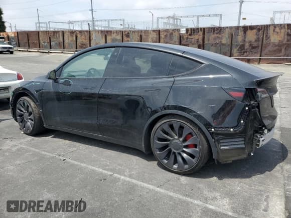 ✅ 2022 Tesla Model Y Performance • VIN: 7SAYGDEF1NF484582 • Lot: 59596305. Listed on Copart with 7,611 mi. Free auction sales archive from the USA and detailed vehicle history report at DreamBid. Image 2.