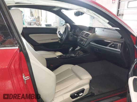 ✅ 2017 BMW 2 Series 230i xDrive • VIN: WBA2H9C30H7A25947 • Лот: 42322090. Опубликован ранее на IAAI с пробегом 72 314 миль. Бесплатный доступ к архиву аукционных продаж из США и подробный отчёт об истории автомобиля на DreamBid. Изображение 5.