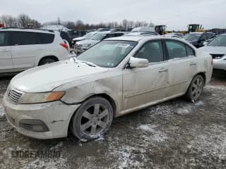 ✅ 2009 Kia Optima SX • VIN: KNAGE224095352407 • Lot: 89200665. Wystawiony na Copart z przebiegiem 182 851 mil. Bezpłatny archiwum sprzedaży aukcyjnych z USA i szczegółowy raport historii pojazdu na DreamBid. Zdjęcie 1.