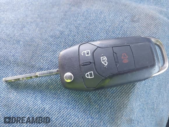 ✅ 2020 Ford Transit Connect XLT • VIN: NM0GE9F27L1455940 • Lot: 43358626. Listed on IAAI with 84,529 mi. Free auction sales archive from the USA and detailed vehicle history report at DreamBid. Image 11.