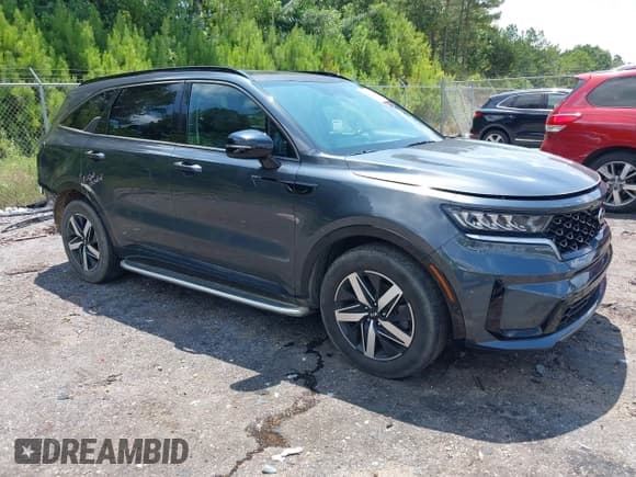 ✅ 2021 Kia Sorento S • VIN: 5XYRL4LC1MG068173 • Lot: 42863336. Wystawiony na IAAI z przebiegiem 50 184 mil. Bezpłatny archiwum sprzedaży aukcyjnych z USA i szczegółowy raport historii pojazdu na DreamBid. Zdjęcie 1.