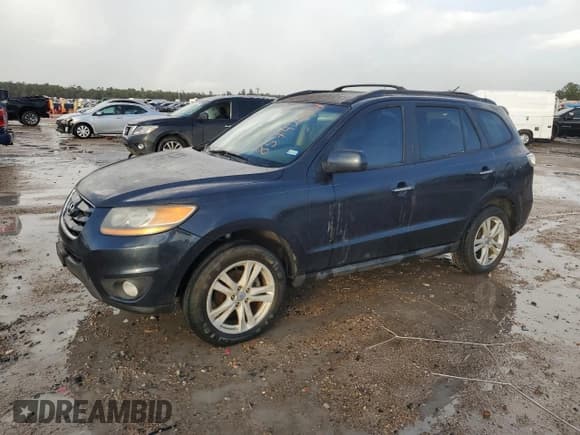 ✅ 2011 Hyundai Santa Fe Limited • VIN: 5XYZK4AG3BG024035 • Lot: 85742884. Listed on Copart with 195,032 mi. Free auction sales archive from the USA and detailed vehicle history report at DreamBid. Image 1.