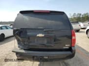 ✅ 2009 Chevrolet Suburban 1LT • VIN: 1GNFK26309R265728 • Lot: 46809654. Wystawiony na Copart z przebiegiem 308 730 mil. Bezpłatny archiwum sprzedaży aukcyjnych z USA i szczegółowy raport historii pojazdu na DreamBid. Zdjęcie 6.