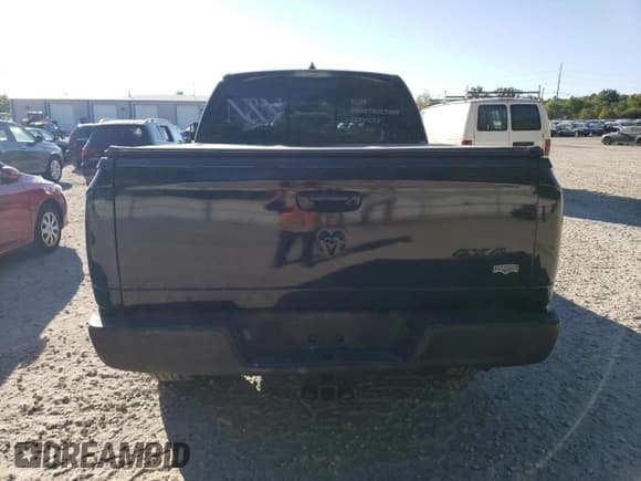 ✅ 2005 Dodge 1500 SLT • VIN: 1D7HU18D55S258603 • Лот: 70768634. Опубликован ранее на Copart с пробегом 216 562 миль. Бесплатный доступ к архиву аукционных продаж из США и подробный отчёт об истории автомобиля на DreamBid. Изображение 6.