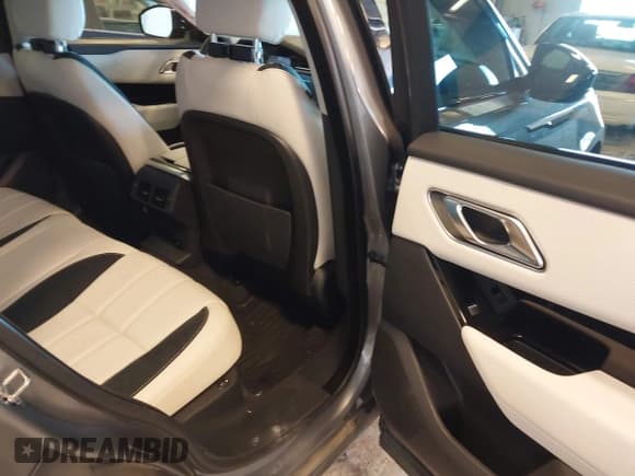 ✅ 2023 Land Rover Range Rover Velar R-Dynamic S • VIN: SALYT2EU3PA353170 • Лот: 43391986. Опубликован ранее на IAAI с пробегом 18 623 миль. Бесплатный доступ к архиву аукционных продаж из США и подробный отчёт об истории автомобиля на DreamBid. Изображение 8.