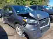 ✅ 2019 Hyundai Tucson SE • VIN: KM8J23A40KU962727 • Lot: 43103436. Wystawiony na IAAI z przebiegiem 95 441 mil mil. Skorzystaj z bezpłatnego archiwum sprzedaży aukcyjnych z USA i zobacz szczegółowy raport historii pojazdu na DreamBid. Zdjęcie 1.