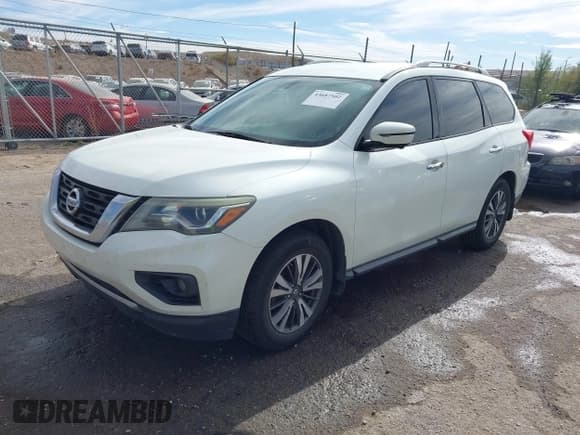 ✅ 2017 Nissan Pathfinder SV • VIN: 5N1DR2MN7HC902482 • Лот: 43687502. Опубликован ранее на IAAI с пробегом 454 413 миль. Бесплатный доступ к архиву аукционных продаж из США и подробный отчёт об истории автомобиля на DreamBid. Изображение 2.