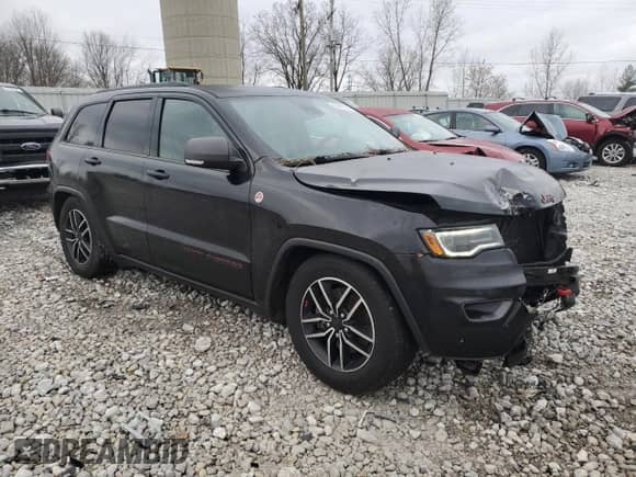 2019 Jeep Grand Cherokee Trailhawk с VIN 1C4RJFLT0KC553889, выставлен на аукционе Copart как лот 83410774 с пробегом 74 447 миль миль и Списание • Salvage title. История ставок и продаж доступна на DreamBid. Изображение 4.