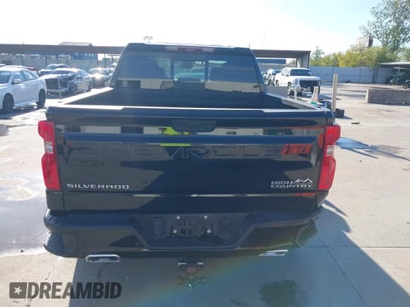 ✅ 2023 Chevrolet Silverado 1500 • VIN: 1GCPAFE84PZ301485 • Лот: 40861529. Опубликован ранее на IAAI с пробегом 19 448 миль. Бесплатный доступ к архиву аукционных продаж из США и подробный отчёт об истории автомобиля на DreamBid. Изображение 17.