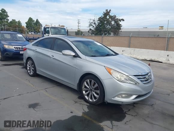 ✅ 2011 Hyundai Sonata Limited • VIN: 5NPEC4AB9BH162218 • Lot: 43682255. Listed on IAAI with 198,955 mi. Free auction sales archive from the USA and detailed vehicle history report at DreamBid. Image 1.