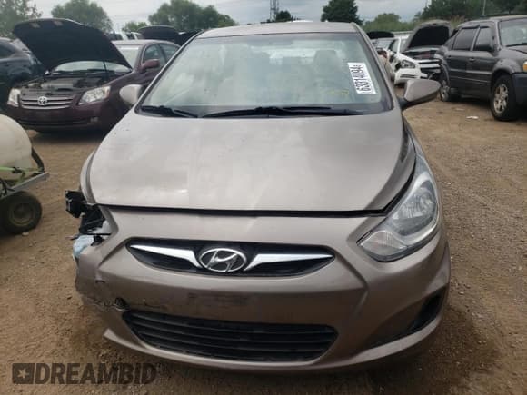 ✅ 2014 Hyundai Accent GLS • VIN: KMHCT4AE3EU642536 • Лот: 63314094. Опубликован ранее на Copart с пробегом 95 772 миль. Бесплатный доступ к архиву аукционных продаж из США и подробный отчёт об истории автомобиля на DreamBid. Изображение 5.
