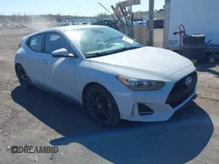 2020 Hyundai Veloster Turbo R-Spec z VIN KMHTH6AB1LU027676, wystawiony jako IAAI lot #42064952 z przebiegiem 88 778 mil mil oraz . Historia ofert i sprzedaży dostępna na DreamBid. Obrazek 1.