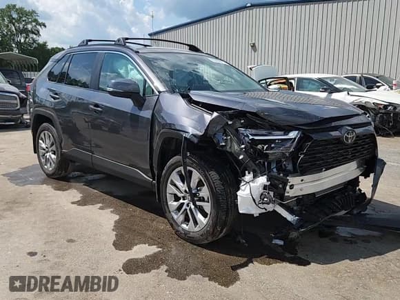 ✅ 2025 Toyota RAV4 XLE Premium • VIN: 2T3A1RFVXSW535859 • Lot: 65405025. Wystawiony na Copart z przebiegiem 6 039 mil. Bezpłatny archiwum sprzedaży aukcyjnych z USA i szczegółowy raport historii pojazdu na DreamBid. Zdjęcie 14.