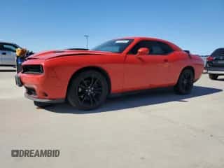2018 Dodge Challenger SXT Plus z VIN 2C3CDZAG8JH131650, wystawiony jako Copart lot #87463805 z przebiegiem Nie podano mil oraz Szkoda całkowita • Salvage title. Historia ofert i sprzedaży dostępna na DreamBid. Obrazek 1.