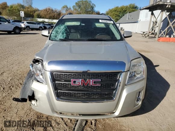 ✅ 2014 GMC Terrain SLT • VIN: 2GKALSEK4E6263967 • Lot: 82458745. Wystawiony na Copart z przebiegiem 184 158 mil. Bezpłatny archiwum sprzedaży aukcyjnych z USA i szczegółowy raport historii pojazdu na DreamBid. Zdjęcie 5.