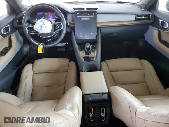 ✅ 2022 Polestar 2 • VIN: LPSED3KA8NL077733 • Lot: 84564955. Wystawiony na Copart z przebiegiem 40 721 mil. Bezpłatny archiwum sprzedaży aukcyjnych z USA i szczegółowy raport historii pojazdu na DreamBid. Zdjęcie 8.