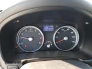 ✅ 2011 Hyundai Accent GLS • VIN: KMHCN4ACXBU592447 • Лот: 44691725. Опубликован ранее на Copart с пробегом 73 170 миль. Бесплатный доступ к архиву аукционных продаж из США и подробный отчёт об истории автомобиля на DreamBid. Изображение 9.