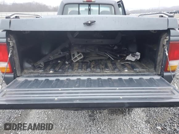 ✅ 1994 Ford Ranger Splash • VIN: 1FTCR10X7RTA77756 • Lot: 86207904. Listed on Copart with 200,142 mi. Free auction sales archive from the USA and detailed vehicle history report at DreamBid. Image 11.