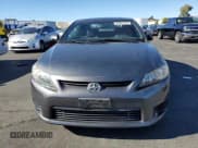 ✅ 2013 Scion tC • VIN: JTKJF5C78D3057696 • Lot: 91021115. Wystawiony na Copart z przebiegiem 102 757 mil. Bezpłatny archiwum sprzedaży aukcyjnych z USA i szczegółowy raport historii pojazdu na DreamBid. Zdjęcie 5.