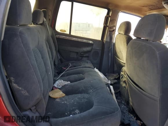 ✅ 2003 Ford Explorer XLT • VIN: 1FMZU73K33UA43970 • Lot: 47293225. Wystawiony na Copart z przebiegiem Nie podano. Bezpłatny archiwum sprzedaży aukcyjnych z USA i szczegółowy raport historii pojazdu na DreamBid. Zdjęcie 11.