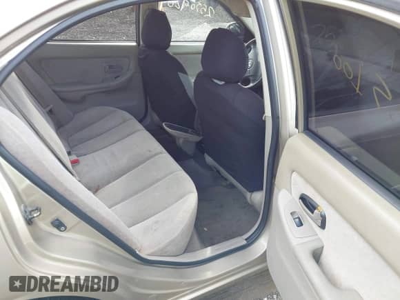 2005 Hyundai Elantra GLS z VIN KMHDN46D85U123335, wystawiony jako IAAI lot #43254224 z przebiegiem Nie podano mil oraz . Historia ofert i sprzedaży dostępna na DreamBid. Obrazek 8.