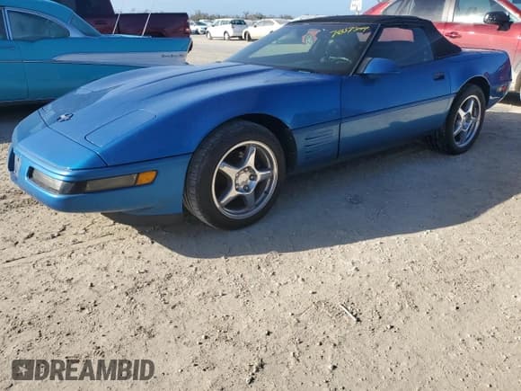 ✅ 1993 Chevrolet Corvette • VIN: 1G1YY33P5P5105385 • Lot: 78373004. Listed on Copart with 56,842 mi. Free auction sales archive from the USA and detailed vehicle history report at DreamBid. Image 1.