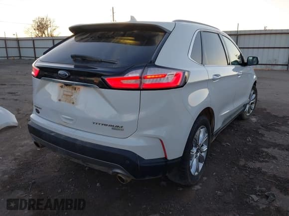 ✅ 2020 Ford Edge Titanium • VIN: 2FMPK3K95LBA11256 • Lot: 41131966. Wystawiony na IAAI z przebiegiem 133 412 mil. Bezpłatny archiwum sprzedaży aukcyjnych z USA i szczegółowy raport historii pojazdu na DreamBid. Zdjęcie 4.