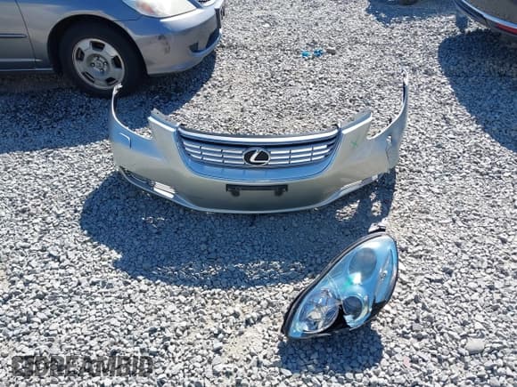 ✅ 2004 Lexus SC 430 • VIN: JTHFN48Y940050803 • Lot: 42710013. Listed on IAAI with 127,460 mi. Free auction sales archive from the USA and detailed vehicle history report at DreamBid. Image 12.