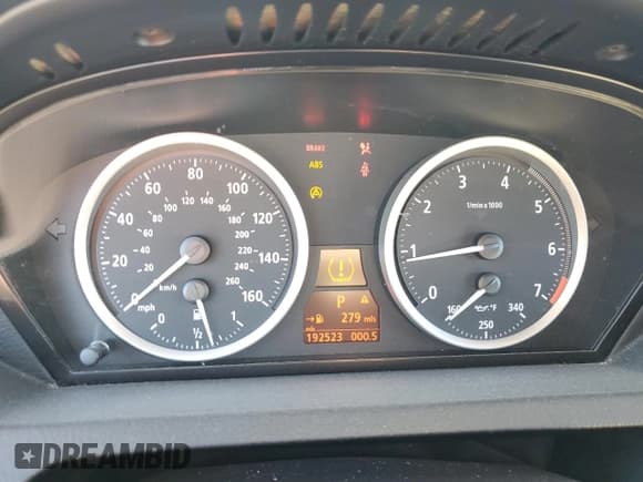 ✅ 2007 BMW 6 Series 650i • VIN: WBAEK13507CN81714 • Лот: 87217565. Опубликован ранее на Copart с пробегом 192 523 миль. Бесплатный доступ к архиву аукционных продаж из США и подробный отчёт об истории автомобиля на DreamBid. Изображение 9.