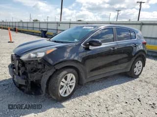 ✅ 2018 Kia Sportage LX • VIN: KNDPM3AC4J7490836 • Lot: 82557415. Wystawiony na Copart z przebiegiem 65 055 mil. Bezpłatny archiwum sprzedaży aukcyjnych z USA i szczegółowy raport historii pojazdu na DreamBid. Zdjęcie 1.