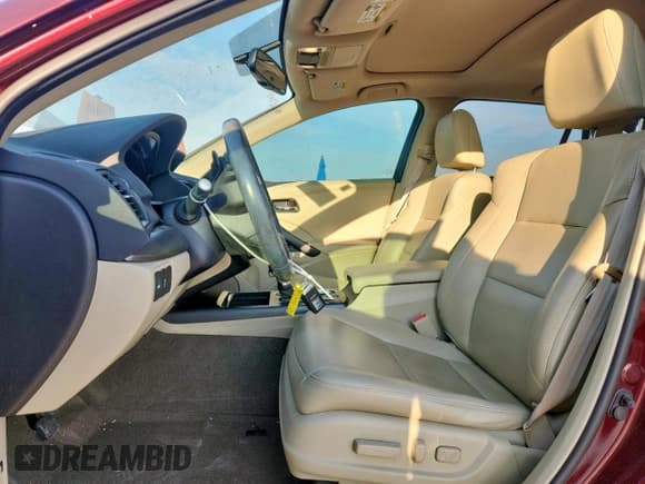 ✅ 2016 Acura RDX • VIN: 5J8TB3H31GL010523 • Lot: 81604805. Listed on Copart with 91,757 mi. Free auction sales archive from the USA and detailed vehicle history report at DreamBid. Image 7.