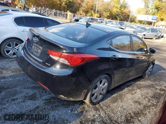 2011 Hyundai Elantra GLS z VIN KMHDH4AE3BU164152, wystawiony jako Copart lot #90817445 z przebiegiem 178 031 mil mil oraz Szkoda całkowita • Salvage title. Historia ofert i sprzedaży dostępna na DreamBid. Obrazek 3.